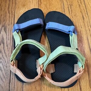 Kids Teva sandals